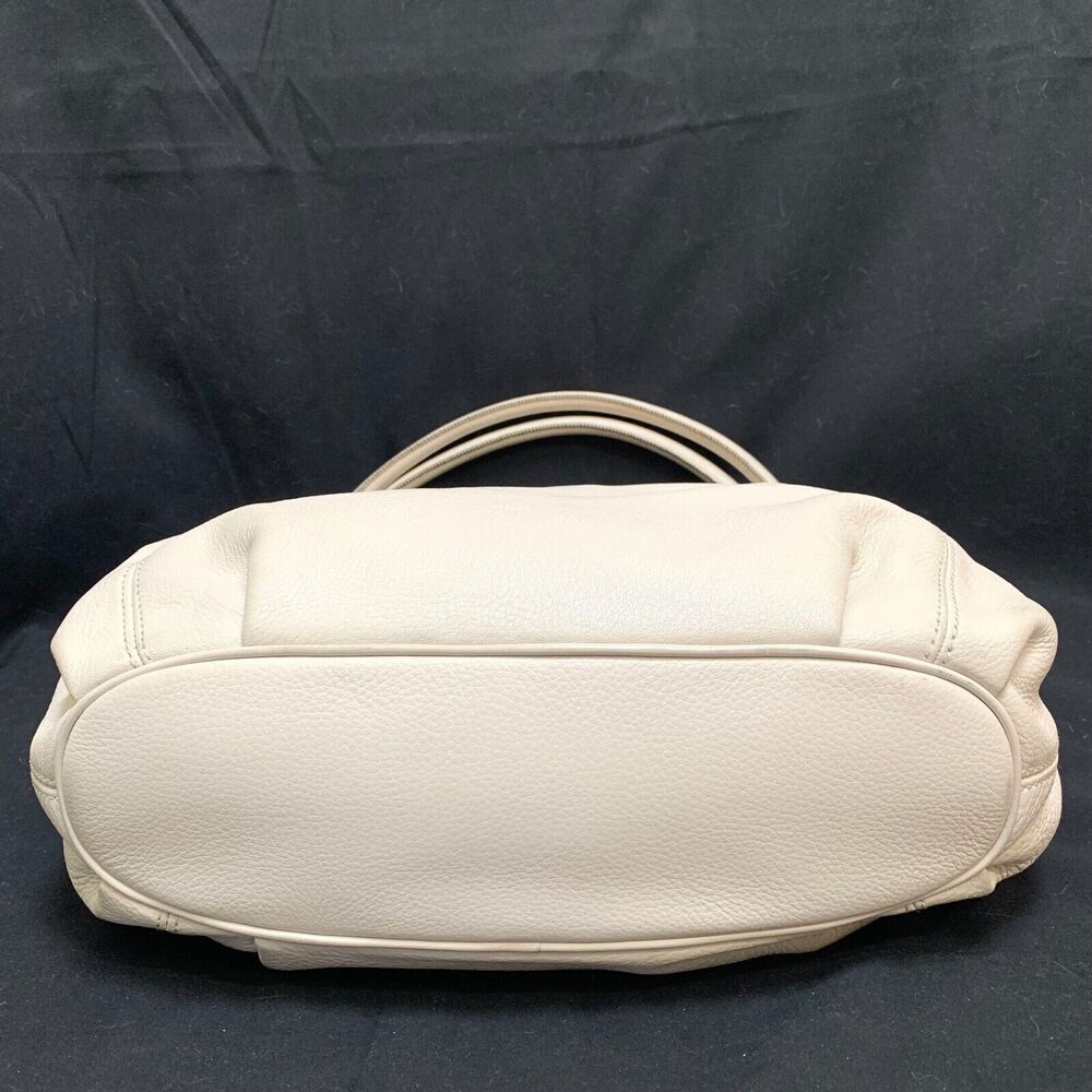 MICHAEL KORS Vanilla Pebbled Leather Tasseled ASTOR Ring Tote Shoulder Bag - Picture 5 of 12